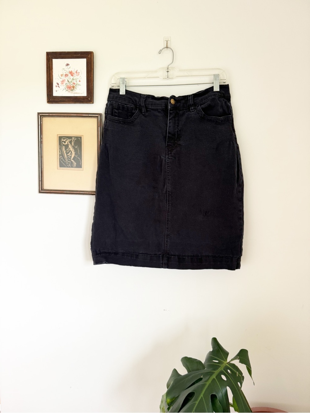 The MainStreet exchange Classic Black Denim Pencil Skirt - sz 12